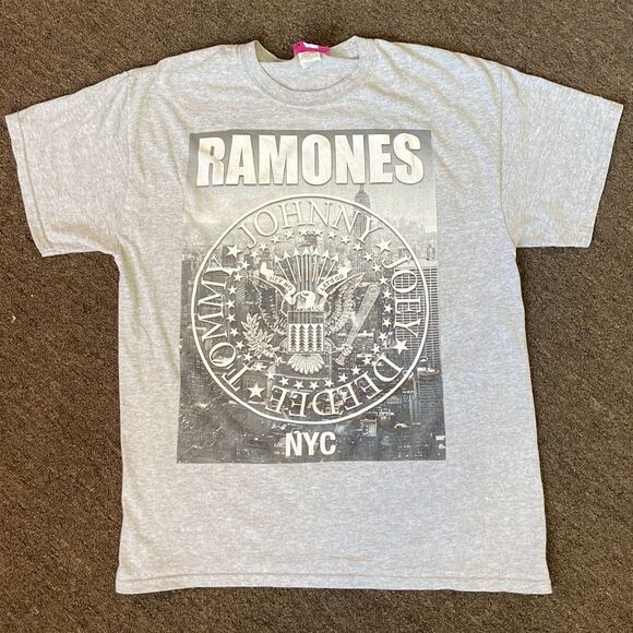 VTG Ramones Unisex Y2K Gray Presidential Grunge T Shirt Size Medium NYC Skyline - Picture 2 of 9